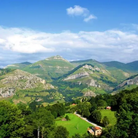 Pradones Alpesi faház San Roque de Ríomiera